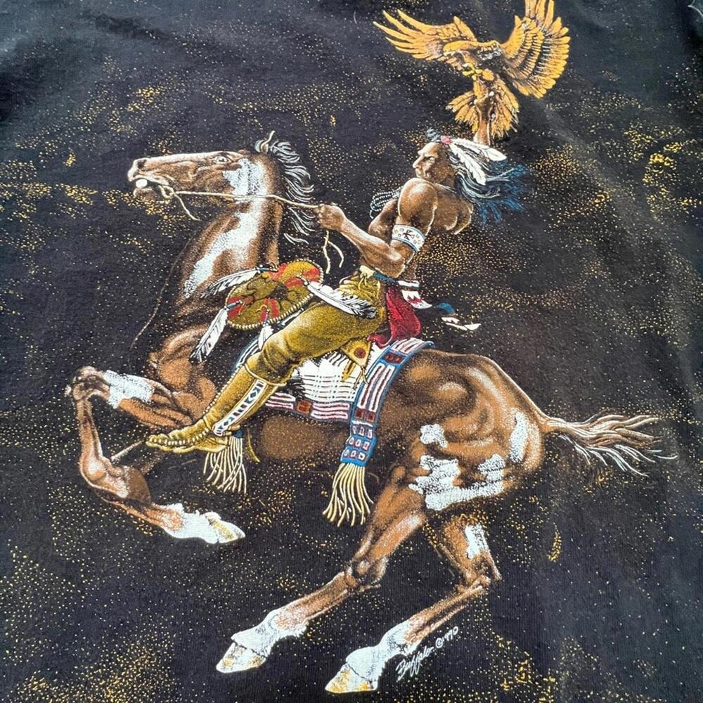 Vintage Bear Country USA Native American Cowboy in Black & Gold Tee - M - Picture 3 of 8